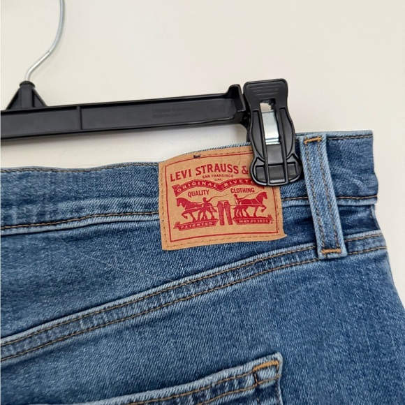 Levi's Blue Straight Leg Women's Pants - Picture 4 of 8